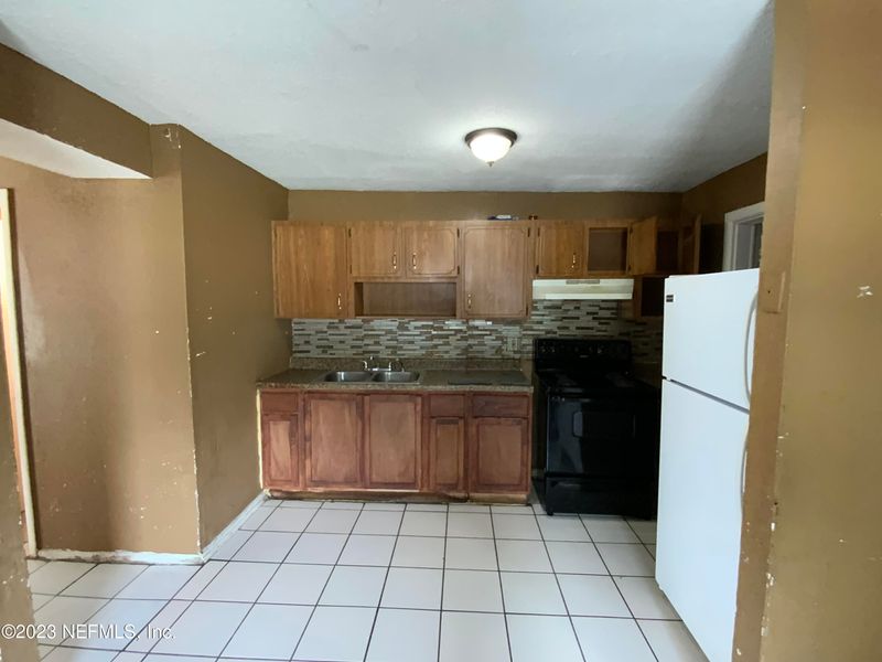 7144 Ken Knight Dr E, Jacksonville, FL 32209