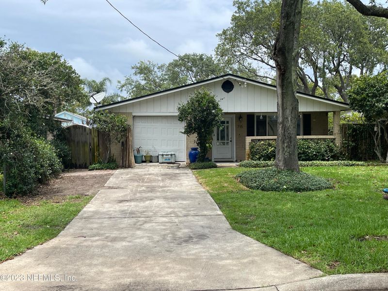 715 14th Ave S, Jacksonville Beach, FL 32250