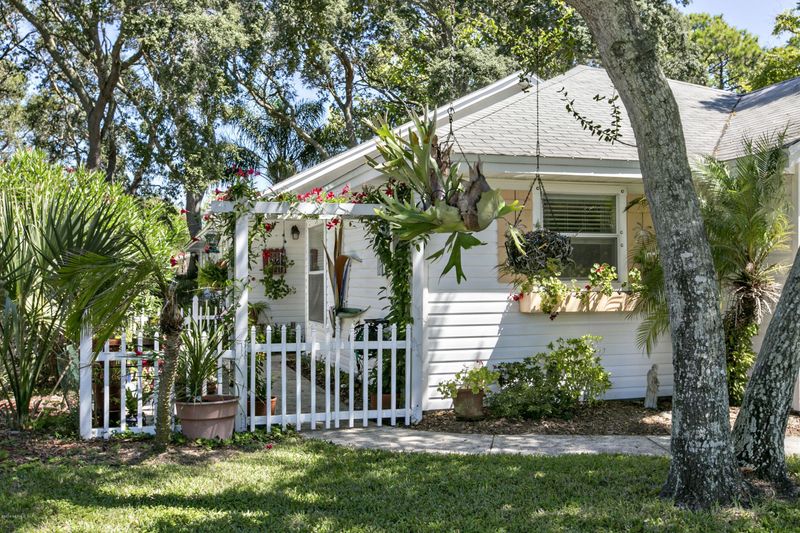 715 15th Ave S, Jacksonville Beach, FL 32250