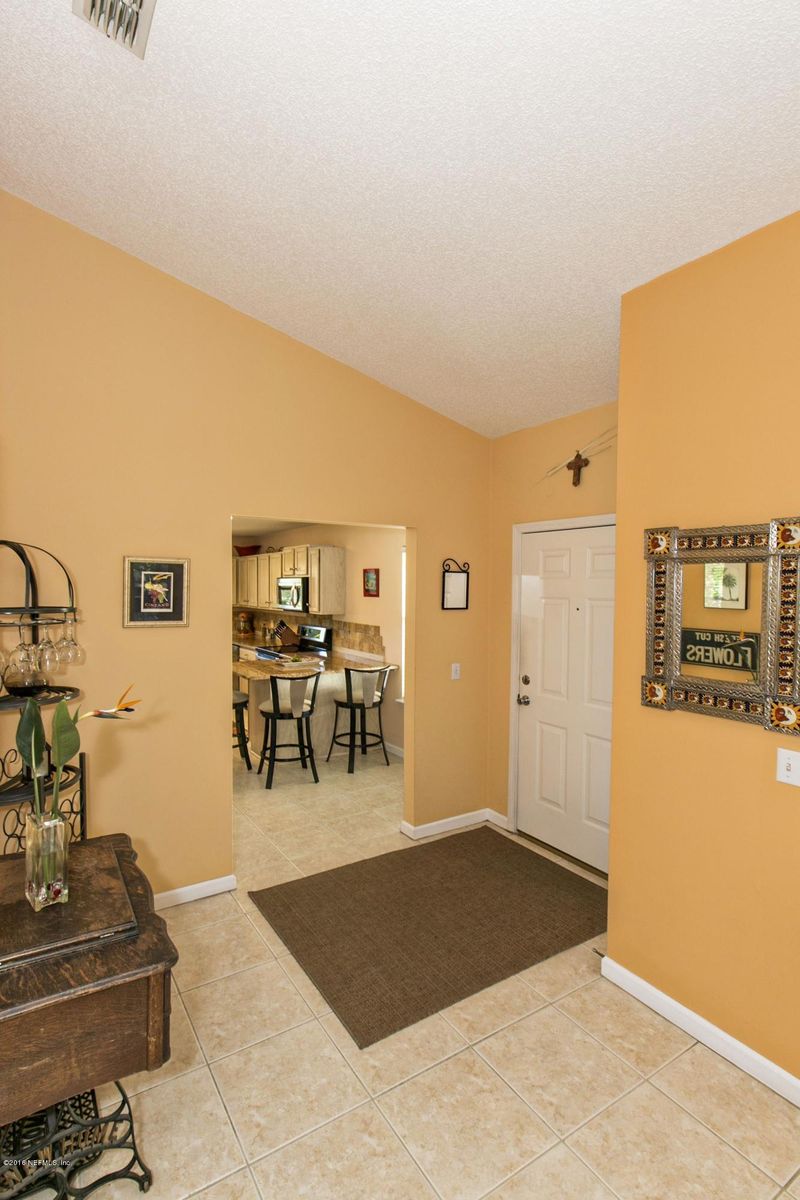 715 15th Ave S, Jacksonville Beach, FL 32250