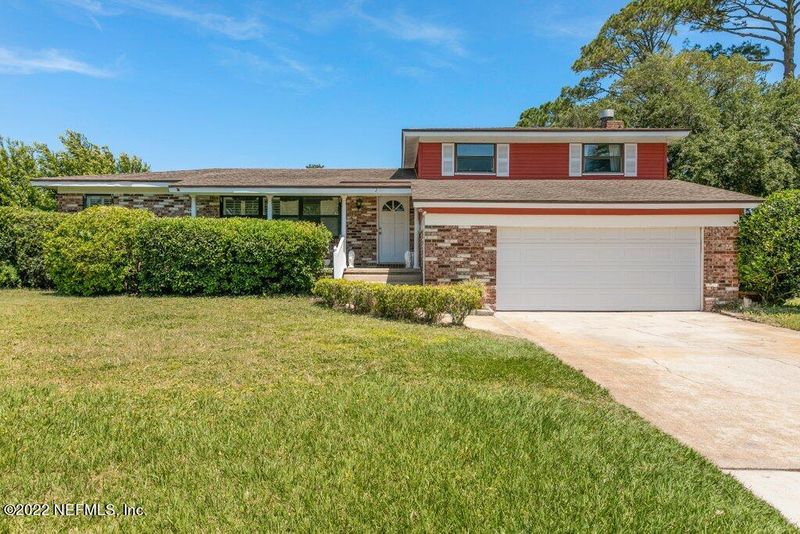 716 Bay St, Neptune Beach, FL 32266