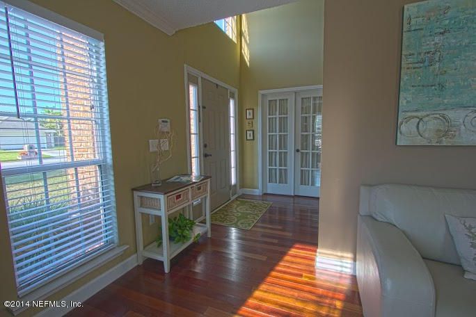 716 Cherry St, Neptune Beach, FL 32266