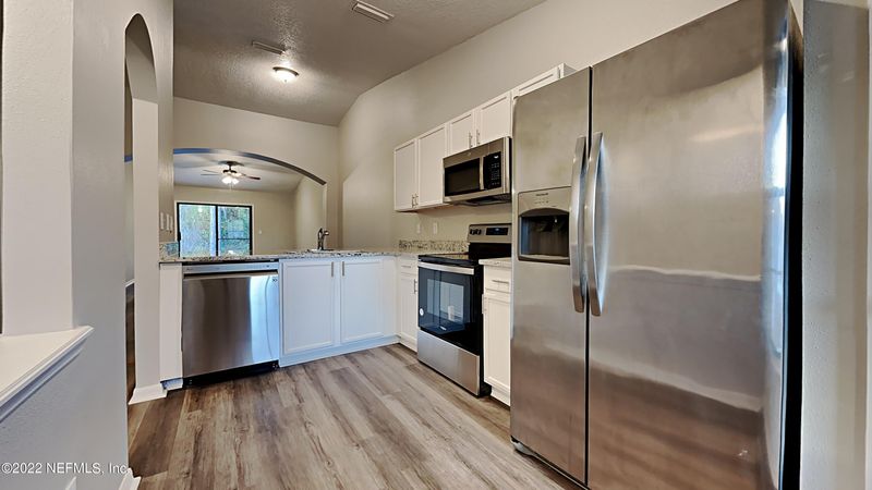 716 Ginger Mill Dr, St Johns, FL 32259