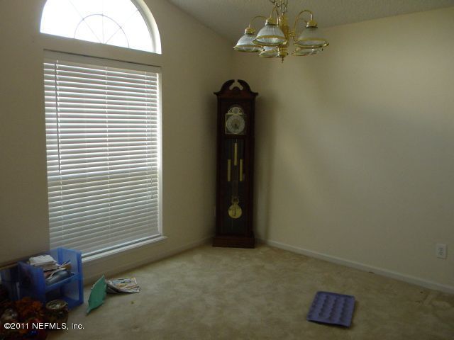 716 S Lilac Loop, Jacksonville, FL 32259