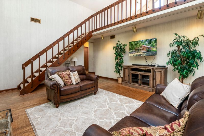 718 Frederic Dr, Fleming Island, FL 32003