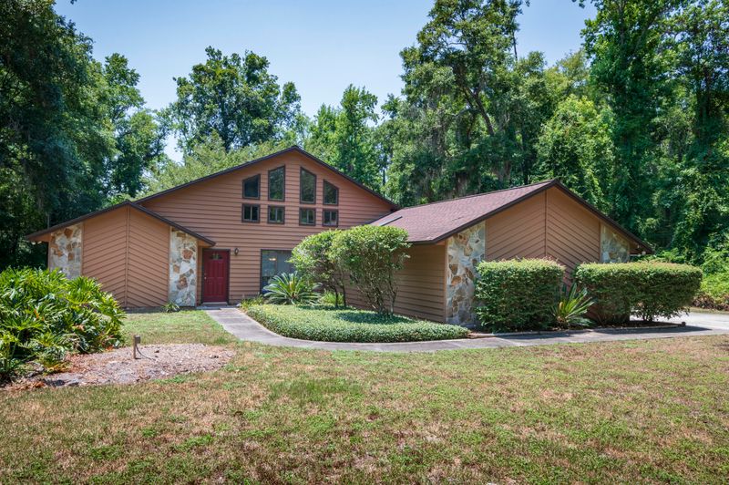 718 Frederic Dr, Fleming Island, FL 32003