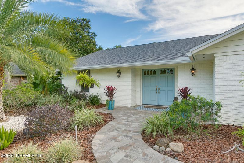 719 Mccollum Cir, Neptune Beach, FL 32266
