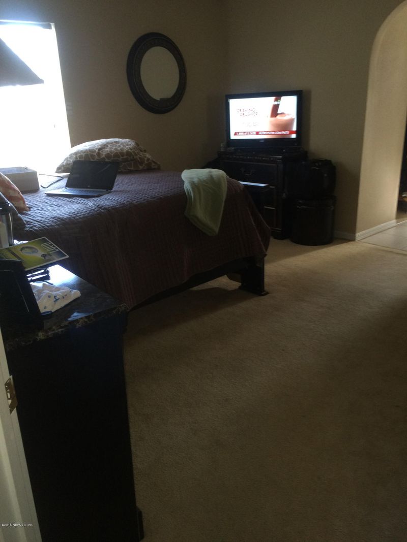 7193 Overland Park Blvd E, Jacksonville, FL 32244
