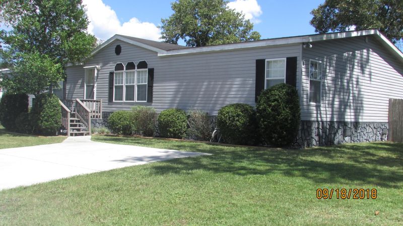 7193 Paul Howard Dr, Jacksonville, FL 32222