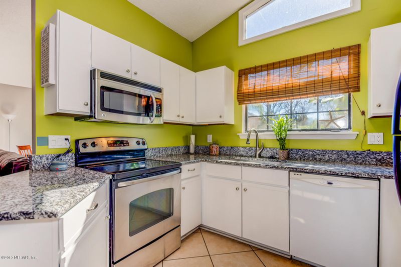 721 10th Ave S, Jacksonville Beach, FL 32250