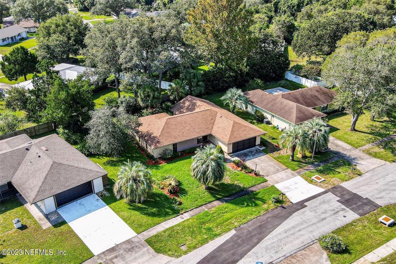 721 Gilda Dr, St Augustine, FL 32086