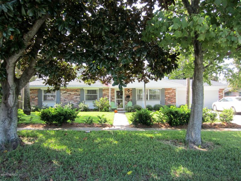 724 5th St, Neptune Beach, FL 32266