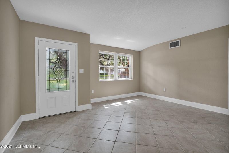 724 Wren Rd, Jacksonville, FL 32216