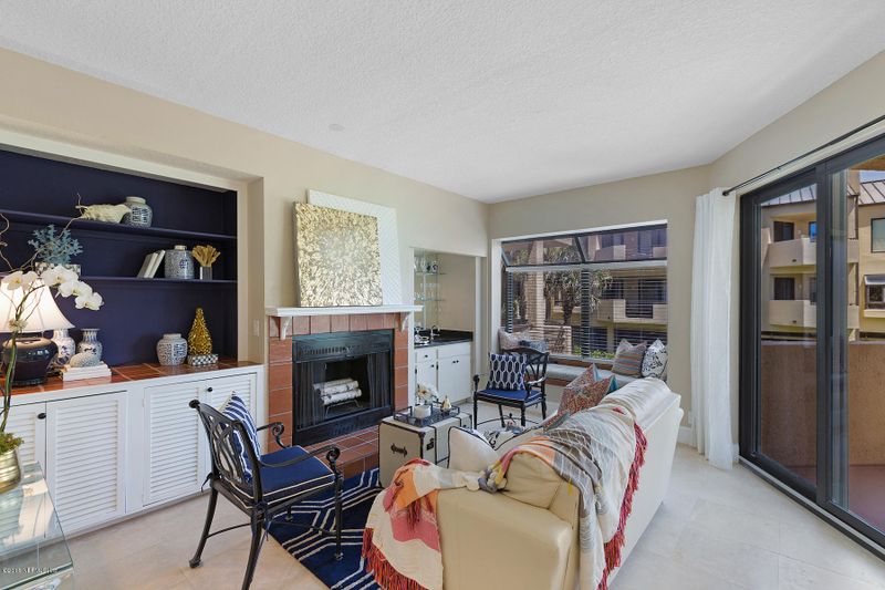 725 Spinnakers Reach Dr, Ponte Vedra Beach, FL 32082
