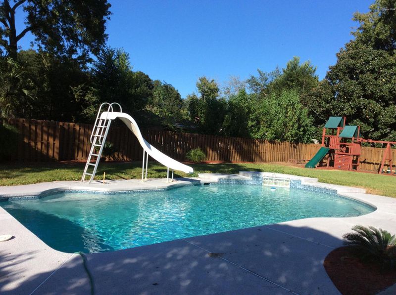 7259 Sandy Bluff Dr, Jacksonville, FL 32277