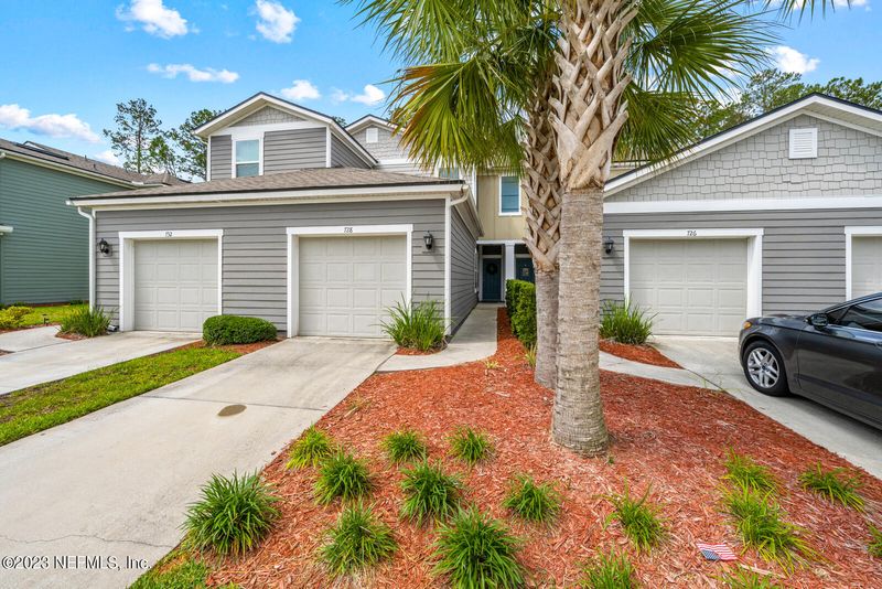 728 Servia Dr, St Johns, FL 32259
