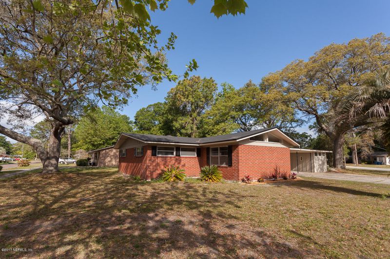 7288 Alana Rd, Jacksonville, FL 32211