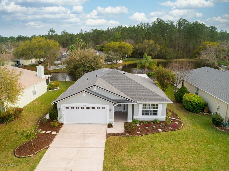 729 Lake Geneva Dr, St Augustine, FL 32092