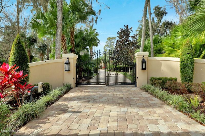 73 S Roscoe Blvd, Ponte Vedra Beach, FL 32082