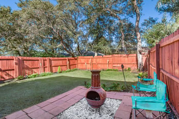 73 W 8th St, Atlantic Beach, FL 32233