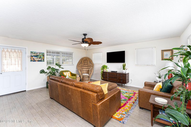 730 Bonita Rd, Atlantic Beach, FL 32233