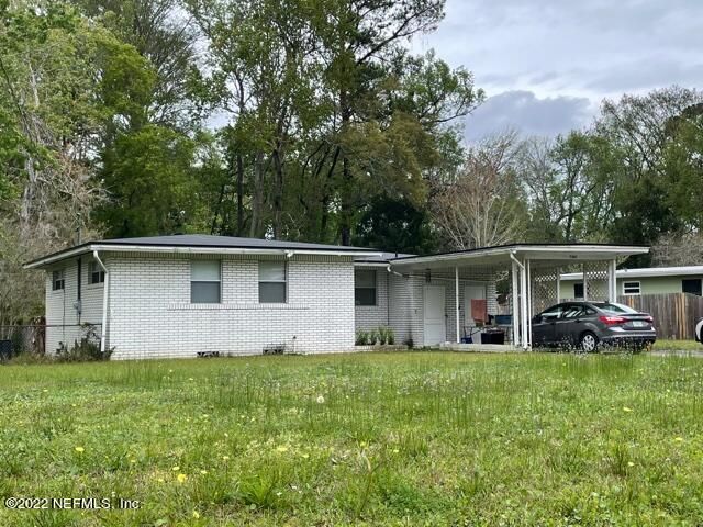 7305 Greenway Dr, Jacksonville, FL 32244