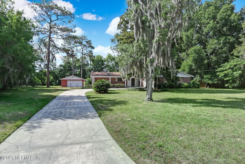 7306 Tintern Cir S, Jacksonville, FL 32244