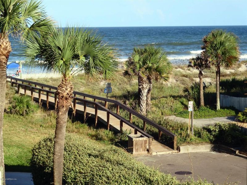 731 S 1st St #3F, Jacksonville Beach, FL 32250