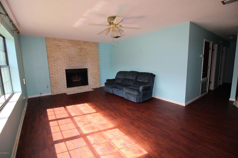 732 Queen Rd, St Augustine, FL 32086