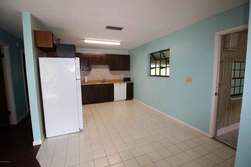 732 Queen Rd, St Augustine, FL 32086