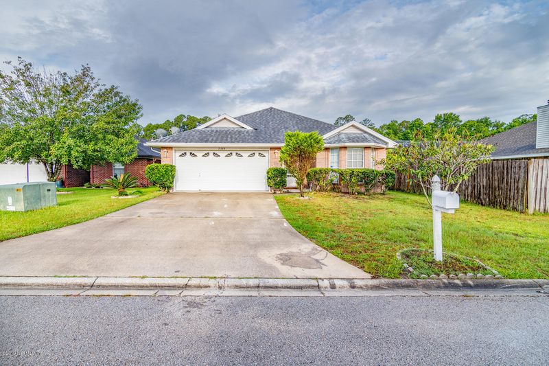 7326 Ironside Ct, Jacksonville, FL 32244