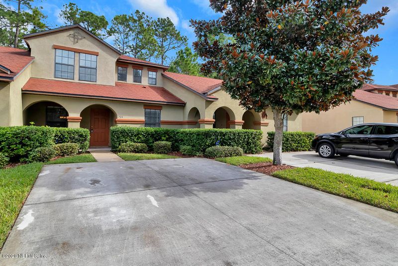 734 Ginger Mill Dr, Jacksonville, FL 32259