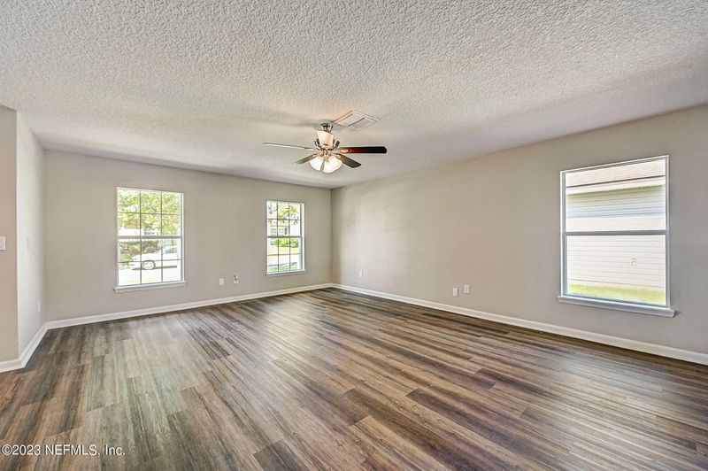 735 Celebration Ln, Middleburg, FL 32068
