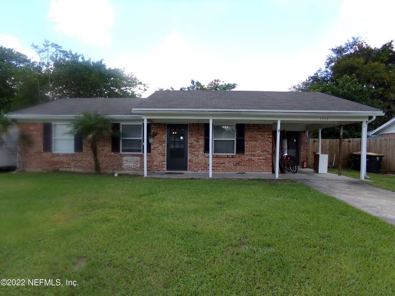 7352 Wending Ct, Jacksonville, FL 32244