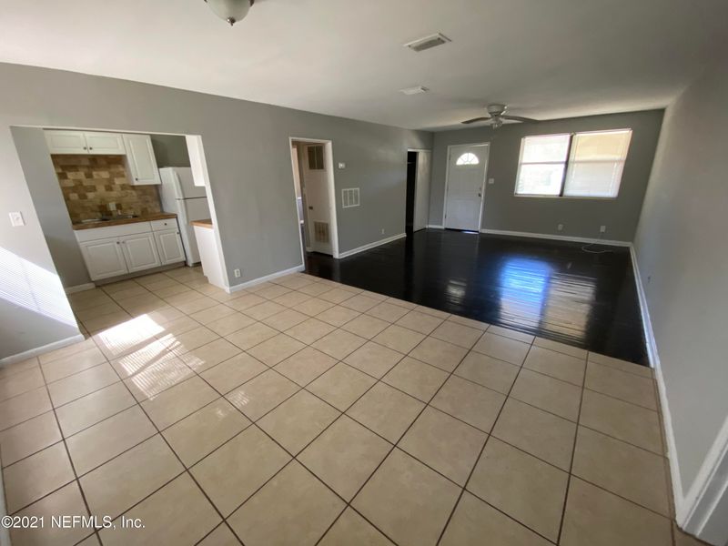 7356 Greenway Dr, Jacksonville, FL 32244