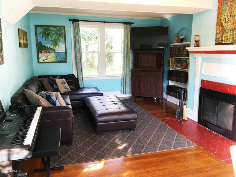 738 Acosta St, Jacksonville, FL 32204