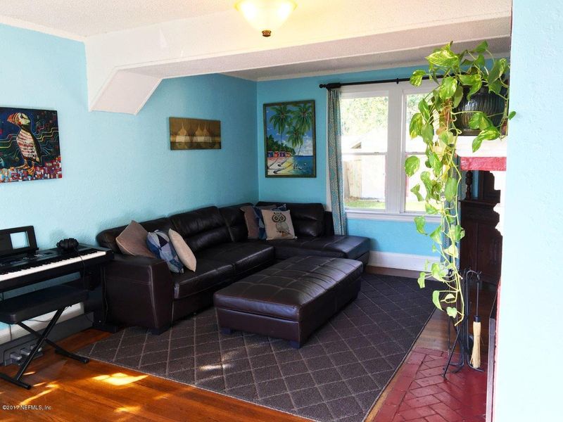 738 Acosta St, Jacksonville, FL 32204