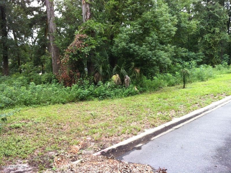 738 Arlington River Dr, Jacksonville, FL 32211