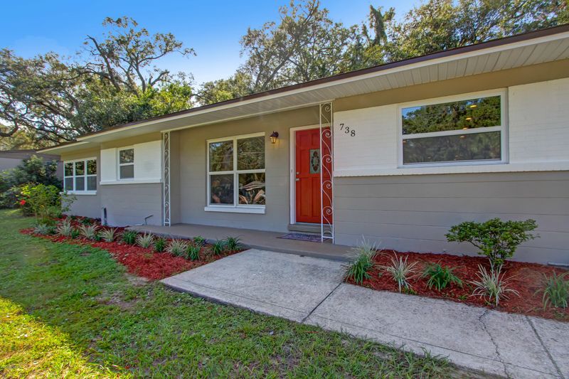 738 Kasimir Dr, Jacksonville, FL 32211