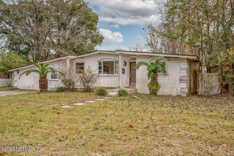 7395 Irving Scott Dr, Jacksonville, FL 32209