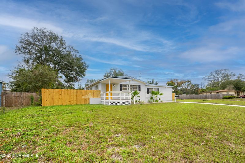 7404 Bamberg Rd, Jacksonville, FL 32277