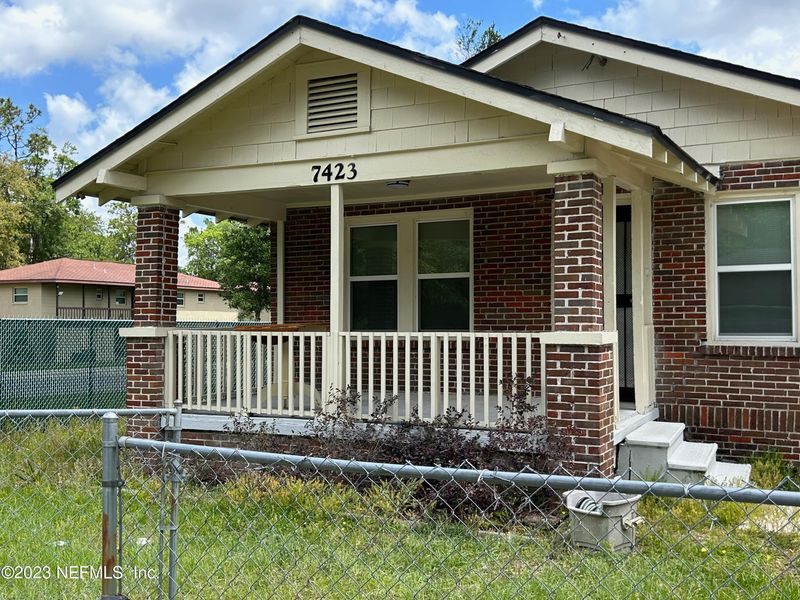 7423 Calvin St, Jacksonville, FL 32208