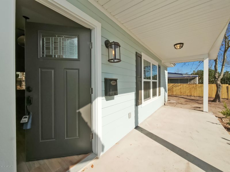 743 Sailfish Dr, Atlantic Beach, FL 32233