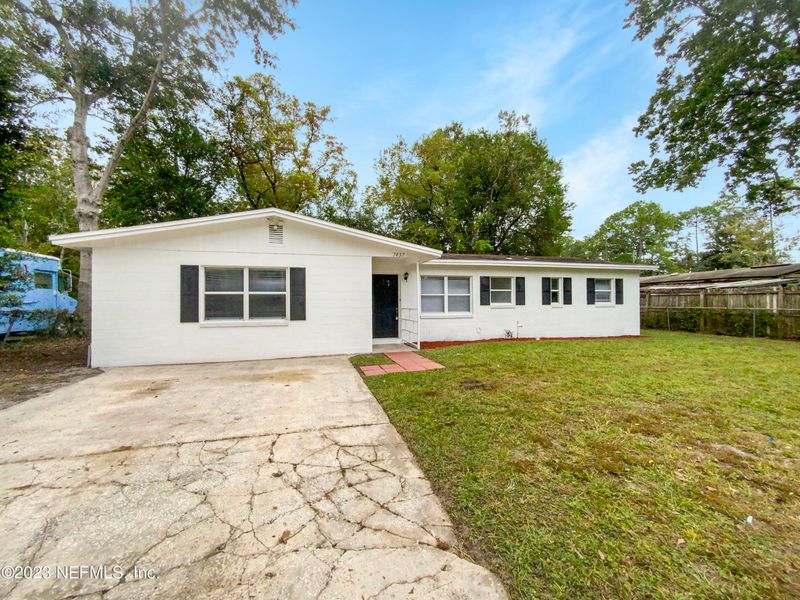 7437 Wendell Dr, Jacksonville, FL 32210