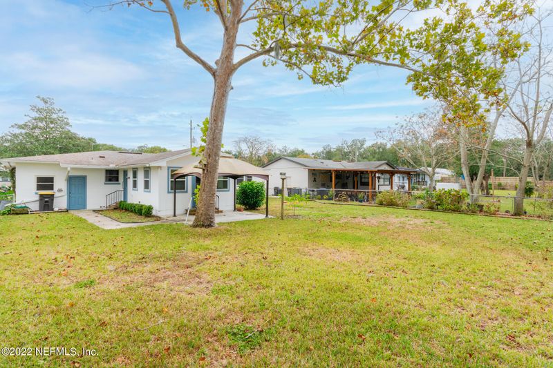 7448 Ortega Hills Dr, Jacksonville, FL 32244