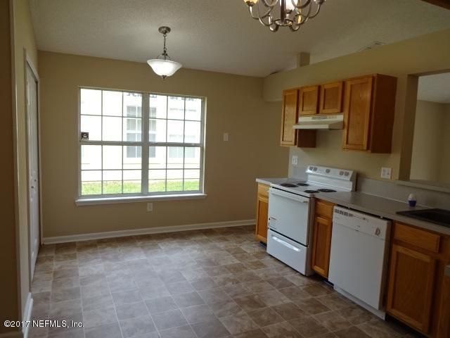 7449 Carriage Side Ct, Jacksonville, FL 32256