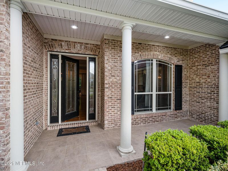 745 Peppervine Ave, St Johns, FL 32259