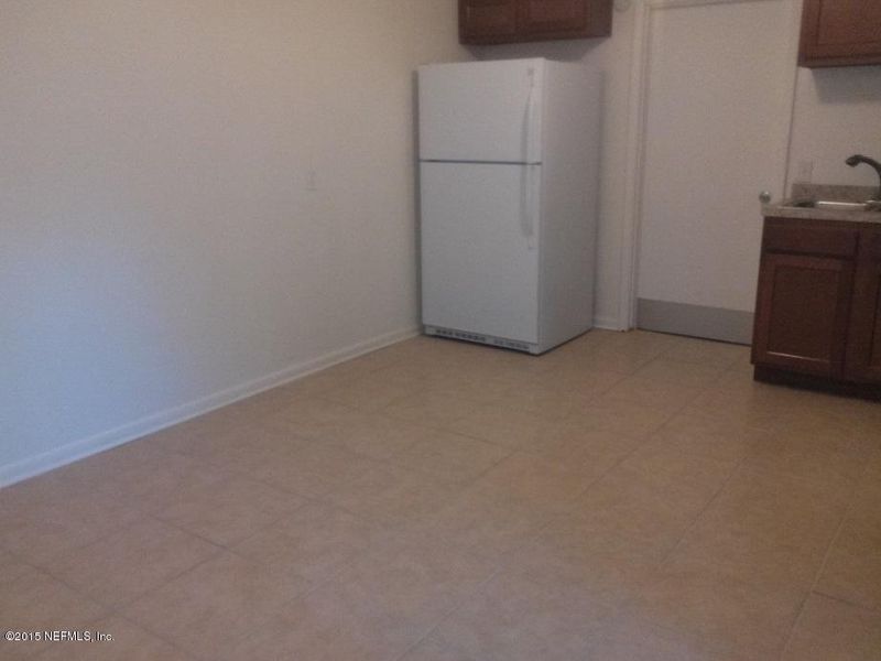 7453 Arble Dr, Jacksonville, FL 32211