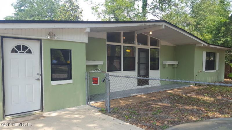 7457 Bamberg Rd, Jacksonville, FL 32277
