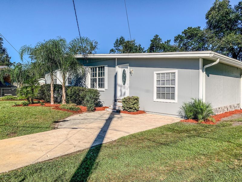 7471 Skye Dr N, Jacksonville, FL 32221
